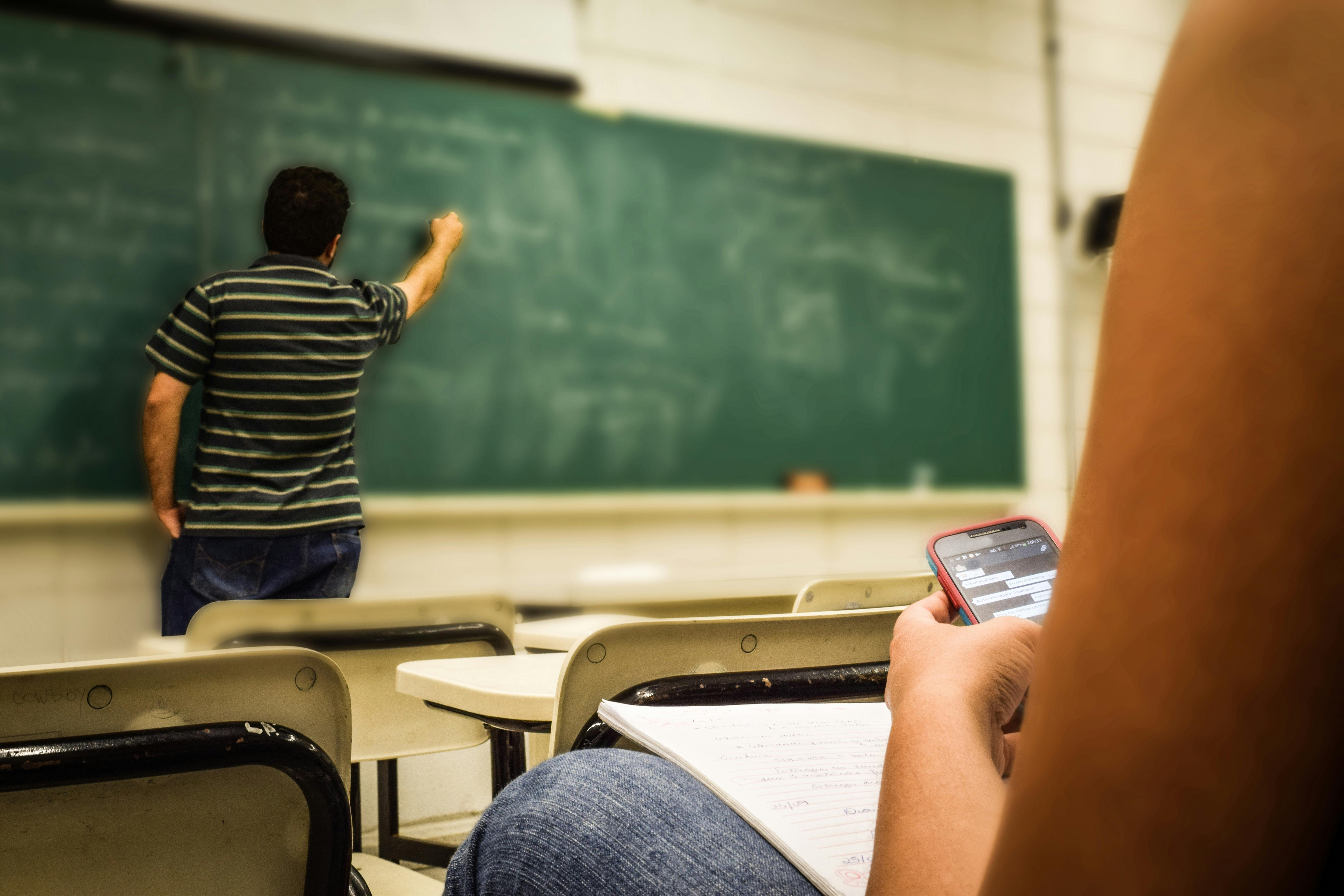 Learners receiving guided tutoring support
